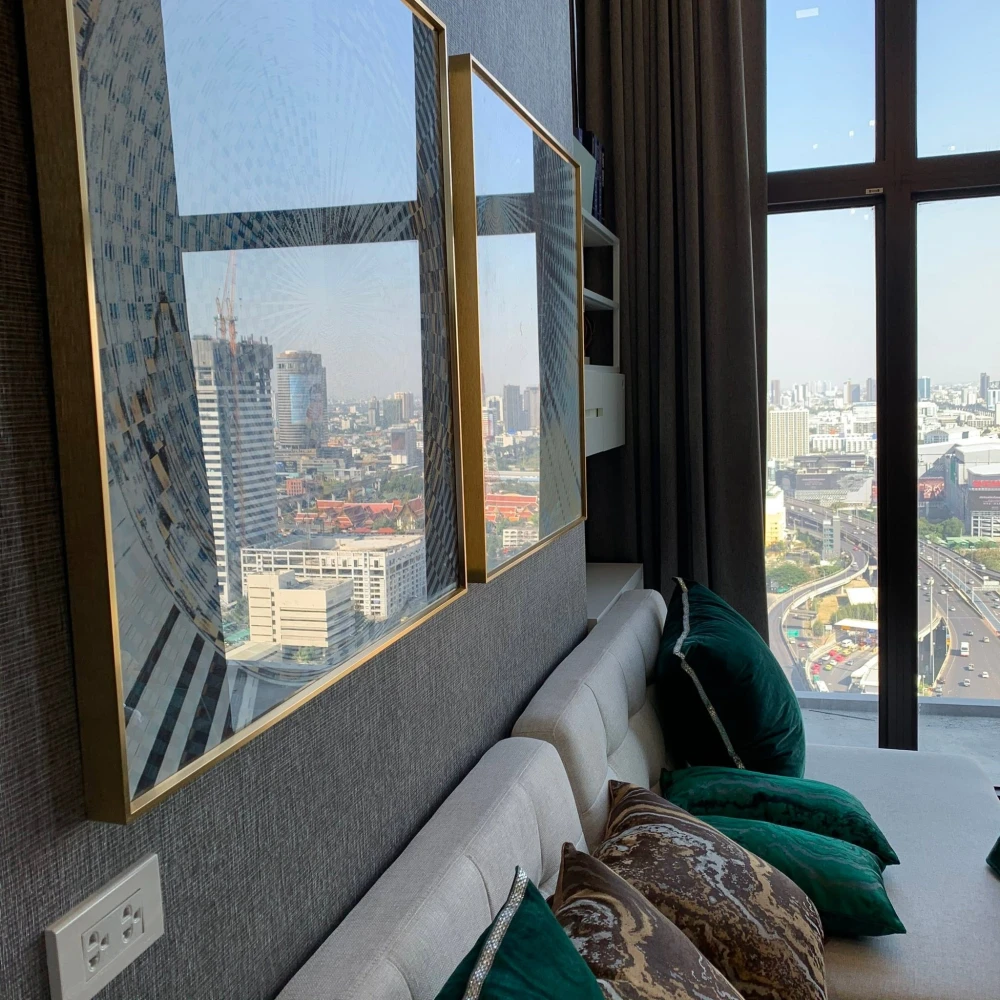 คอนโด ชีวาทัย เรสซิเดนซ์ อโศก (Chewathai Residence Asoke) ห้องสวยกึ่ง Duplex ชั้นสูง วิวสวย พร้อมอยู่ ฟรีอินเทอร์เน็ต!