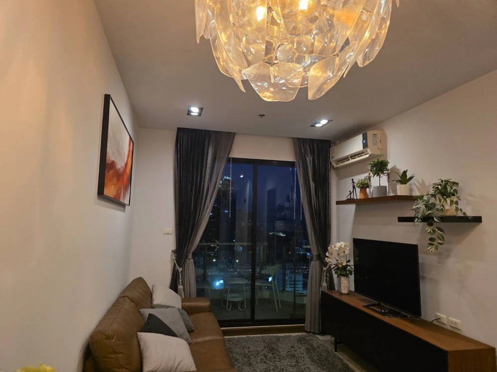 คอนโด ศุภาลัย พรีเมียร์ แอท อโศกห้อง ใหม่สวยงาม ห้องชุดชั้นสูง วิวเมืองแบบเปิดโล่งสุดตระการตา