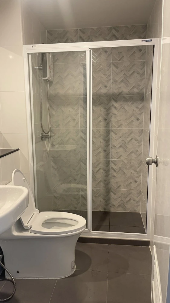 ปล่อยเช่าคอนโด รีเจ้นท์ โฮม บางนา ห้องพร้อมอยู่ เฟอร์ เครื่องใช้ไฟฟ้าครบ ลากกระเป็าเข้าอยู่ได้เลย