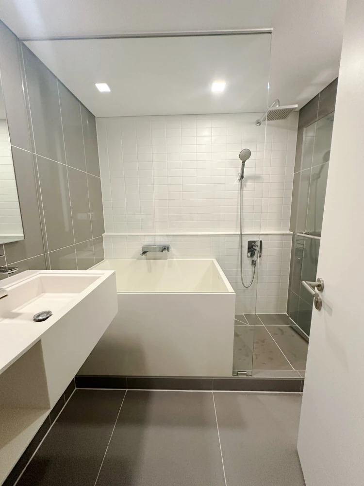 ปล่อยเช่าคอนโด ไซมิส สุขุมวิท 48 ห้อง Double Volume แต่งพร้อมอยู่ ชั้น 19 วิวสวย กระจกสูง จองเลยจ้า อย่ารอช้า