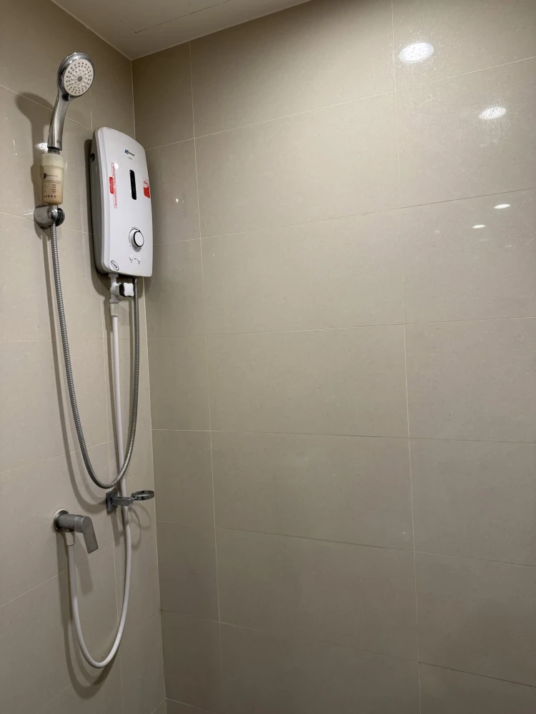 ปล่อยเช่าคอนโด A Space Mega 1 ห้องใหญ่อยู่สบาย พื้นที่ใช้สอยจุใจ ชั้น 16 ได้ววิวสูง รีบมาจงได้แล้ววันนี้