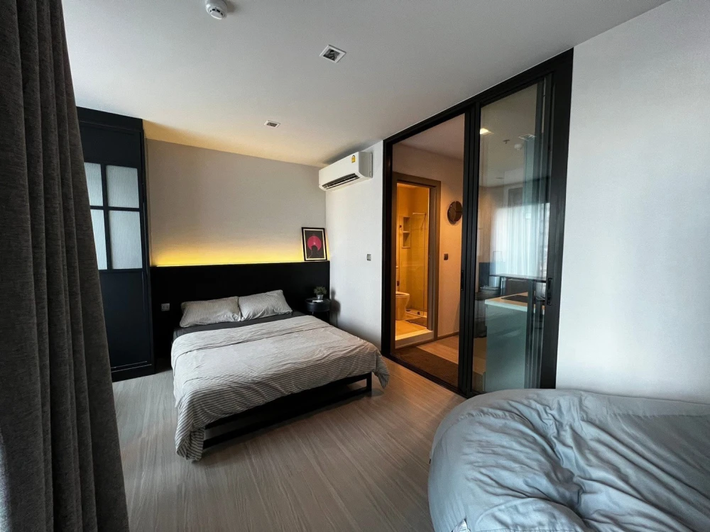 ปล่อยเช่าคอนโด Life Asoke Rama 9 ห้องพร้อมอยู่ เฟอร ์เครื่องใช้ไฟฟ้าครบ ลากกระเป๋าเข้าอยู่ได้เลย