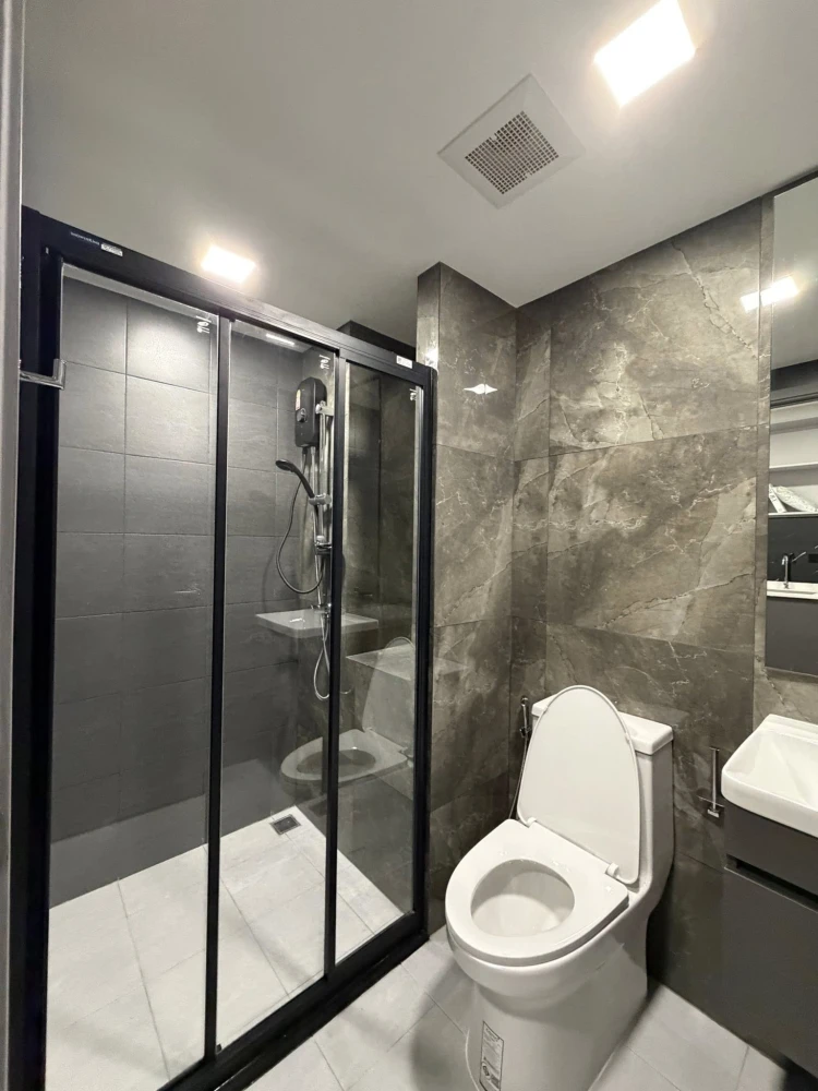 ปล่อยเช่าคอนโด Maroon Ratchada 32 One Bedroom ชั้น 3 ฟังก์ชันจัดสรรอย่างลงตัว กั้นโซนห้องครัวห้องนอน มาจอง