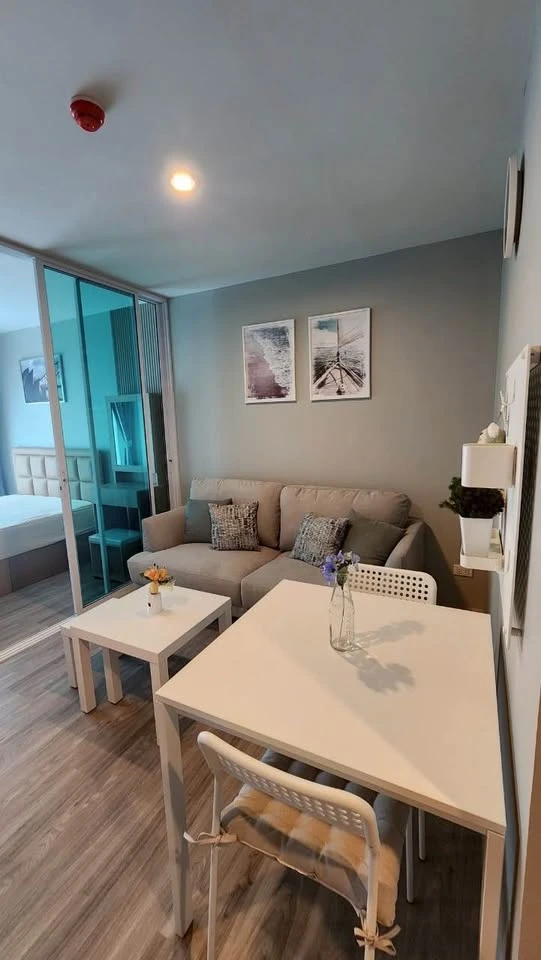ปล่อยเช่าคอนโด Regent Home Bangna ห้องกั้นแยกเป็นสัดส่วน แบ่งโซนชัดเจน สะดวกครบจบที่นี่ พลาดแล้วจะเสียดาย