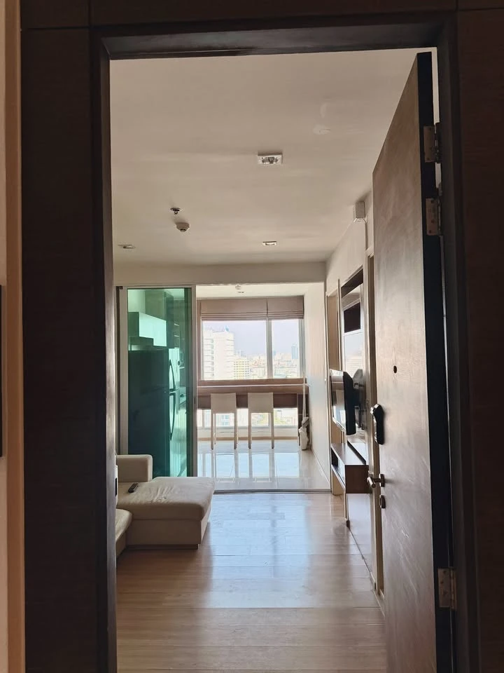 ปล่อยเช่าคอนโด Rhythm Phahol-Ari ห้องพร้อมอยู่ เฟอร์ เครื่องใช้ไฟฟ้าครบ ไม่จองแล้วจะเสียดาย