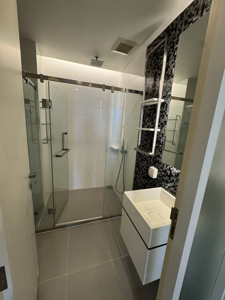 ปล่อยเช่าคอนโด The Room Sukhumvit 69 ห้องพร้อมอยู่ สิ่งอำนวยความสะดวกครบ รีบมาจองลเย อย่าพลาด
