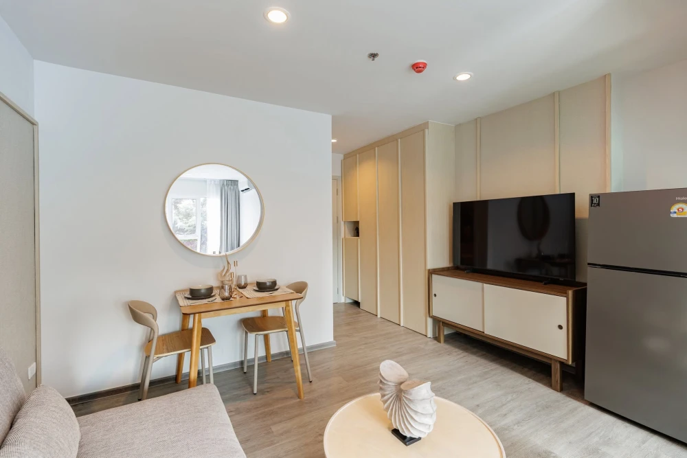 ปล่อยเช่าด่วนๆ Condo Regent Home Bangna ห้องน่าอยู่ สิ่งอำนวยความสะดวกครบ มาแต่ตัวเข้าอยู่ได้เลย