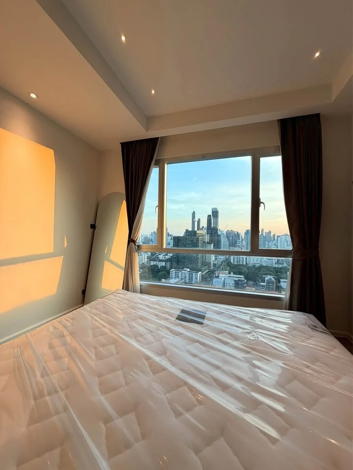 ปล่อยเช่าด่วนๆ Thru Thonglor สไตล์ luxurious Modern พร้อมเฟอร์นิเจอร์ครบครัน สามารถเข้าอยู่ได้ทันที