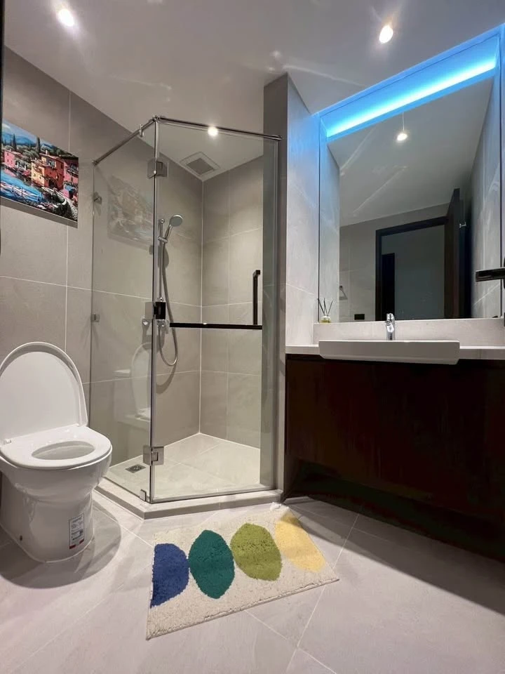 ปล่อยเช่าด่วนๆ Thru Thonglor สไตล์ luxurious Modern พร้อมเฟอร์นิเจอร์ครบครัน สามารถเข้าอยู่ได้ทันที