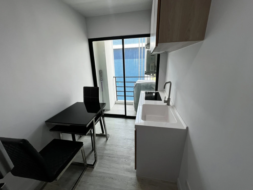 ปล่อยเช่าด่วนๆ V Condo Salaya ห้องน่อยู่ เฟอร์ เครื่ืองใช้ไฟฟ้าครบ มาแต่ตัวเข้าอยู่ได้เลย อย่าพลาดเด็ดขาด