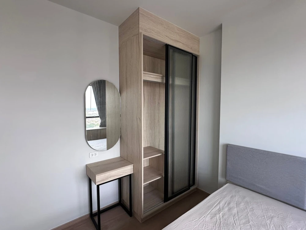 ปล่อยเช่าห้องคอนโด Common TU ห้อง 1 Bedroom ชั้น 27 วิวสวย วิวระเบียงหันไปทางถนนพหลโยธิน เฟอร์นิเจอร์และเครื่องใช้ไฟฟ้าครบ จองเลย