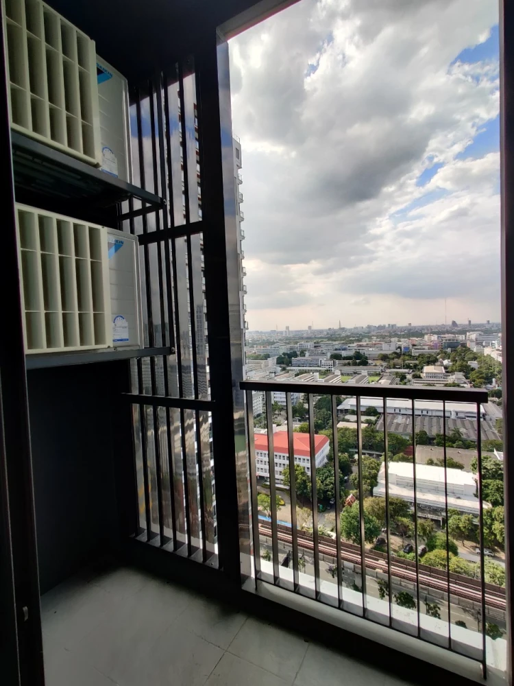 ปล่อยเช่า! คอนโด ริทึ่ม รัชดา-ห้วยขวาง ชั้น 24  (ห้องมุม วิวฝั่งเซนจูรี่ BTS อนุเสาวรีย์) เฟอร์นิเจอร์+เครื่องใช้ไฟฟ้าตามรูปภาพค่ะ พร้อมเข้าอยู่