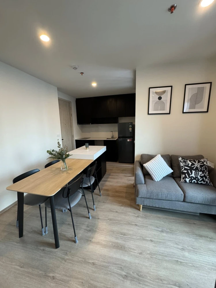 ปล่อยเช่า คอนโด Nue District R9 ห้องพร้อมอยู่ เฟอร์ เครื่องใช้ไฟฟ้าครบ ลากกระเป๋าเข้าอยู่ได้เลย รีบมาจอง