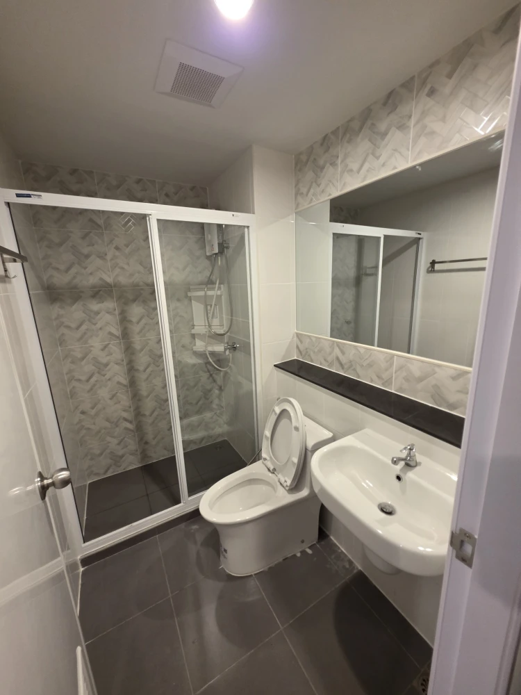 ปล่อยเช่า คอนโด Regent Home Bangna ห้องพร้อมอยู่ ชั้น 14 ได้วิวสูง ราคาคุ้ม รีบมาจองเลย อย่าพลาด