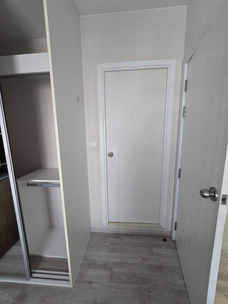 ปล่อยเช่า พลัมคอนโด เซ็นทรัล สเตชั่น ชั้น 8 เฟอร์นิเจอร์ครบครัน อย่ามั่วแต่มองรีบจองเลยจ้า