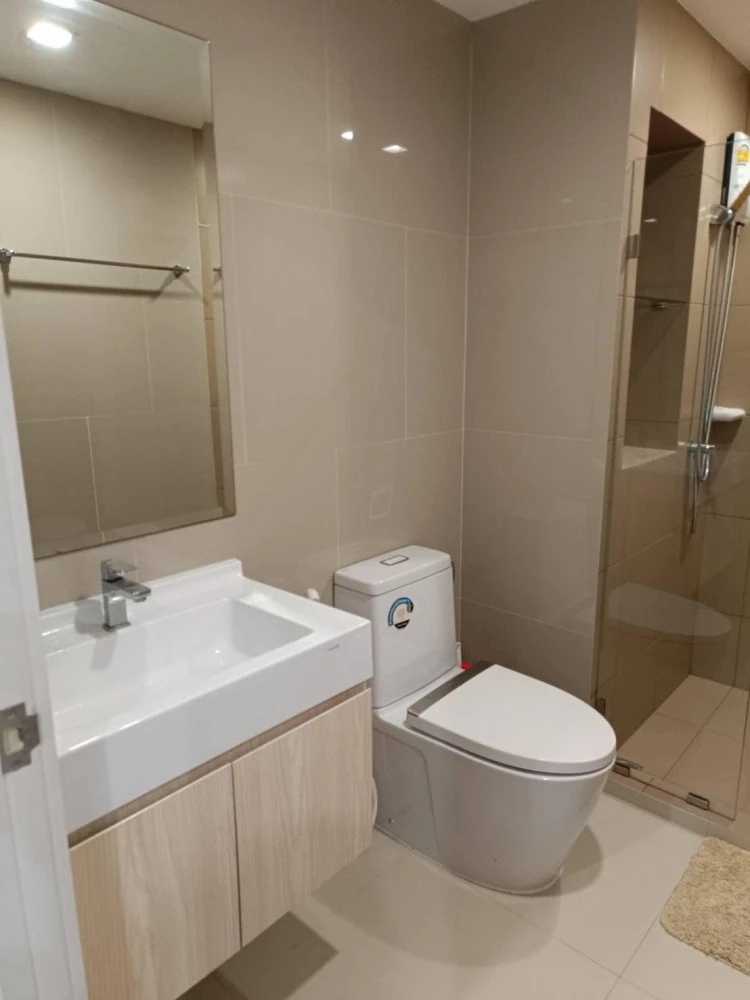 ปล่อยเช่า เดอะริช พระราม 9-ศรีนครินทร์ ชั้นสูง ห้องสีขาวสบายตา ตกแต่งสวยมาก พร้อมเฟอร์ครบครัน จองเลย