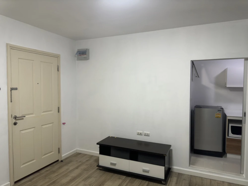 ปล่อยเช่า!! โครงการ ดี คอนโด อ่อนนุช พระราม9 เฟอร์ครบ พร้อมเข้าอยู่