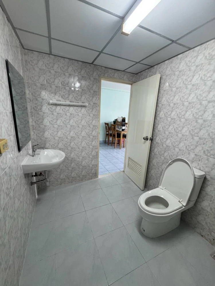 ปล่อยเช่า โครงการ ลุมพินี คอนโดทาวน์ บางแค ชั้น 19 จอดรถได้ 1 คัน พร้อมเข้าอยู่!!