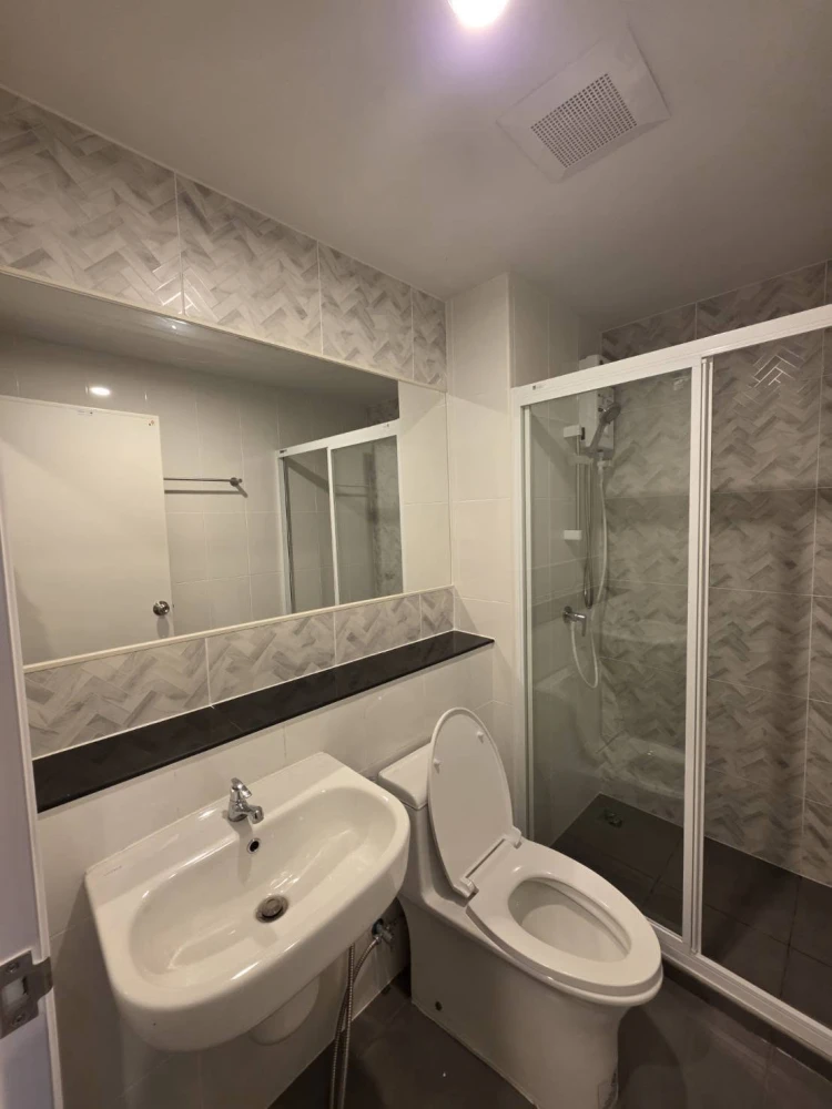 ปล่อยเช่า Condo Regent Home Bangna ห้องกั้นแยกเป็นสัดส่วน ราคาจับต้องได้ ครบจบที่นี่ มาจองเลย อย่าพลาด