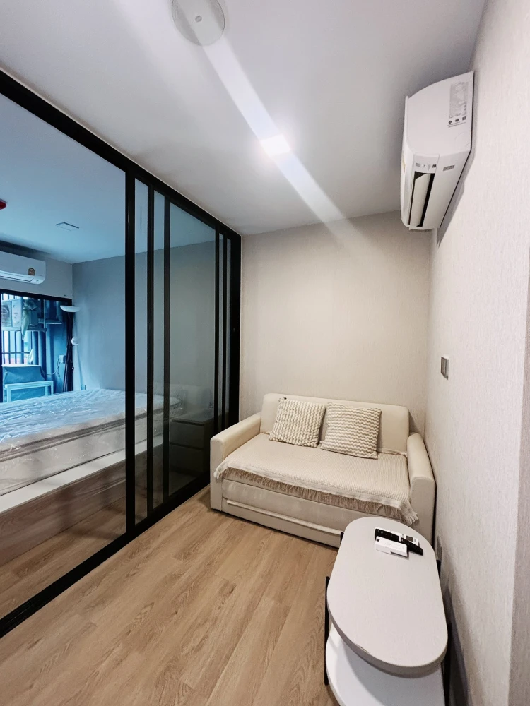 ปล่อยเช่า Kave TU ชั้น 5   วิวสระ บรรยากาศดี แสงเข้าแบบ warm light ห้องครบ พร้อมเข้าอยู่ได้เลย  มาจองเลย