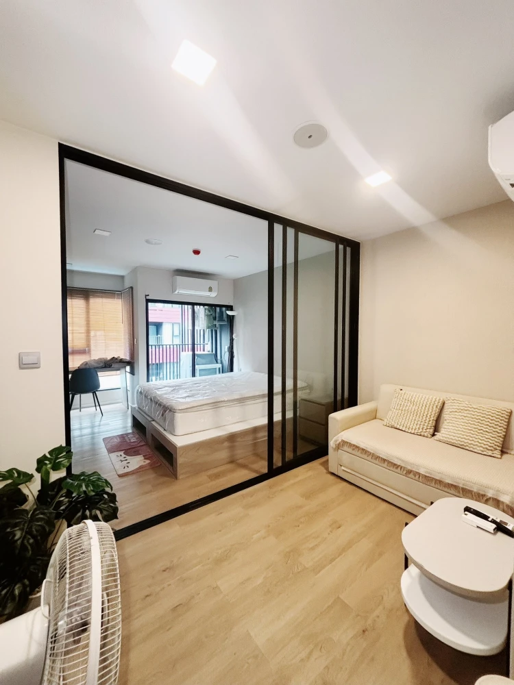 ปล่อยเช่า Kave TU ชั้น 5   วิวสระ บรรยากาศดี แสงเข้าแบบ warm light ห้องครบ พร้อมเข้าอยู่ได้เลย  มาจองเลย