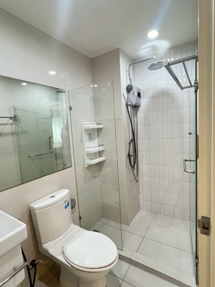 ปล่อยเช่า Life Asoke ห้องสวยมากก โทนหินอ่อนเรียบหรู ถ่ายรูปขึ้นสุด ๆ ครัวบิวท์อินครบ(สวยมาก) จองเลย