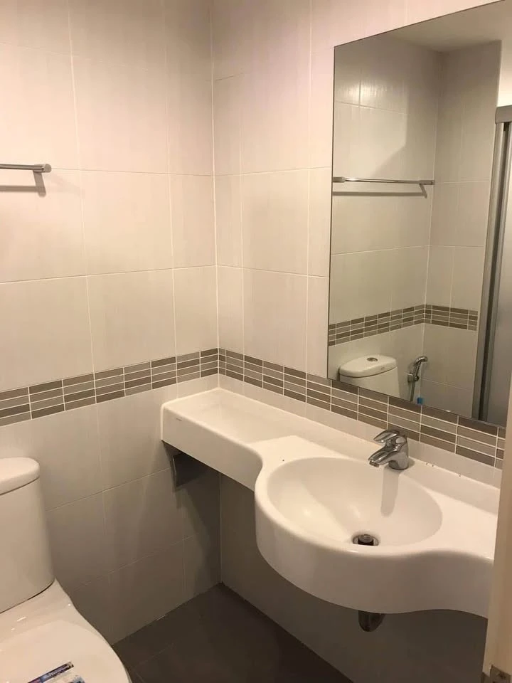 ปล่อยเช่า Lumpini Park Rama 9–Ratchada ห้องพร้อมอยู่ เฟอร์ เครื่องใช้ไฟฟ้าครบ มาแต่ตัวเข้าอยู่ได้เลย อย่าพลาด