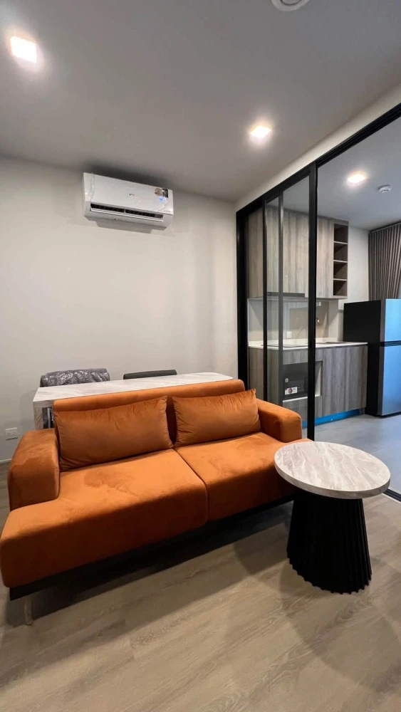 ปล่อยเช่า METRIS LADPRAO ห้องกั้นแยกเป็นสัดส่วน เฟอร์นิเจอร์และเครื่องใช้ไฟฟ้าครบ พร้อมเข้าอยู่ จองเลย