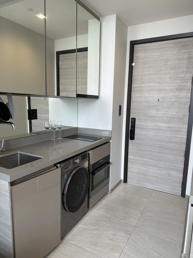 ปล่อยเช่า The crest park residences ห้องพร้อมอยู่ ชั้น 35  city view สะดวกครบจบที่นี่ จองเลยจ้า