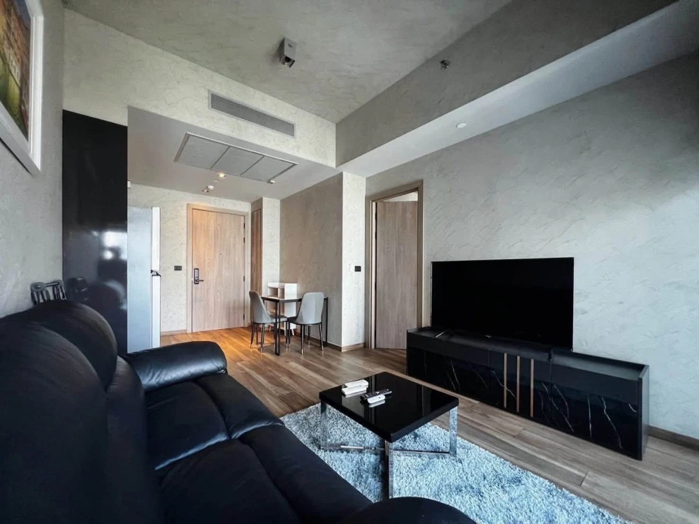 ปล่อยเช่า The Loft Asoke ห้องใหญ่อยู่สบาย พื้นที่ใช้สอยจุใจ สิ่งอำวยความสะดวกครบ ราคาอย่างดี มาจองเลย