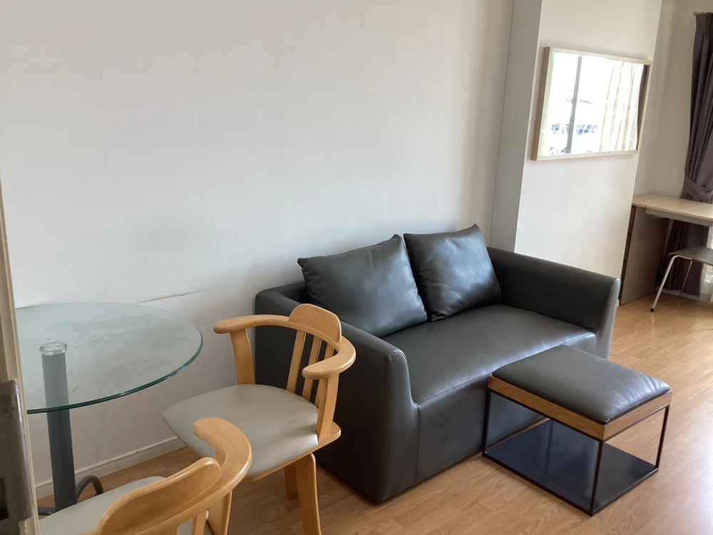 หัวข้อ คอนโด ลุมพินี เพลส ศรีนครินทร์-หัวหมาก สเตชั่น ให้เช่า  ตัวอย่าง หัวข้อประกาศ สำหรับคอนโด ลุมพินี เพลส ศรีนครินทร์-หัวหมาก สเตชั่น ให้เช่า (เล