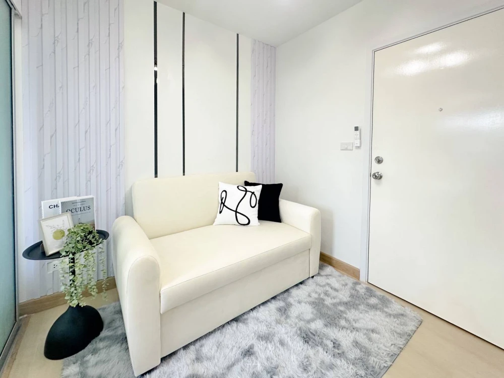 ห้องมาใหม่ พลัม รังสิต ทำห้องใหม่หมด ราคาดีมากก วิวสวน เห็นสระ