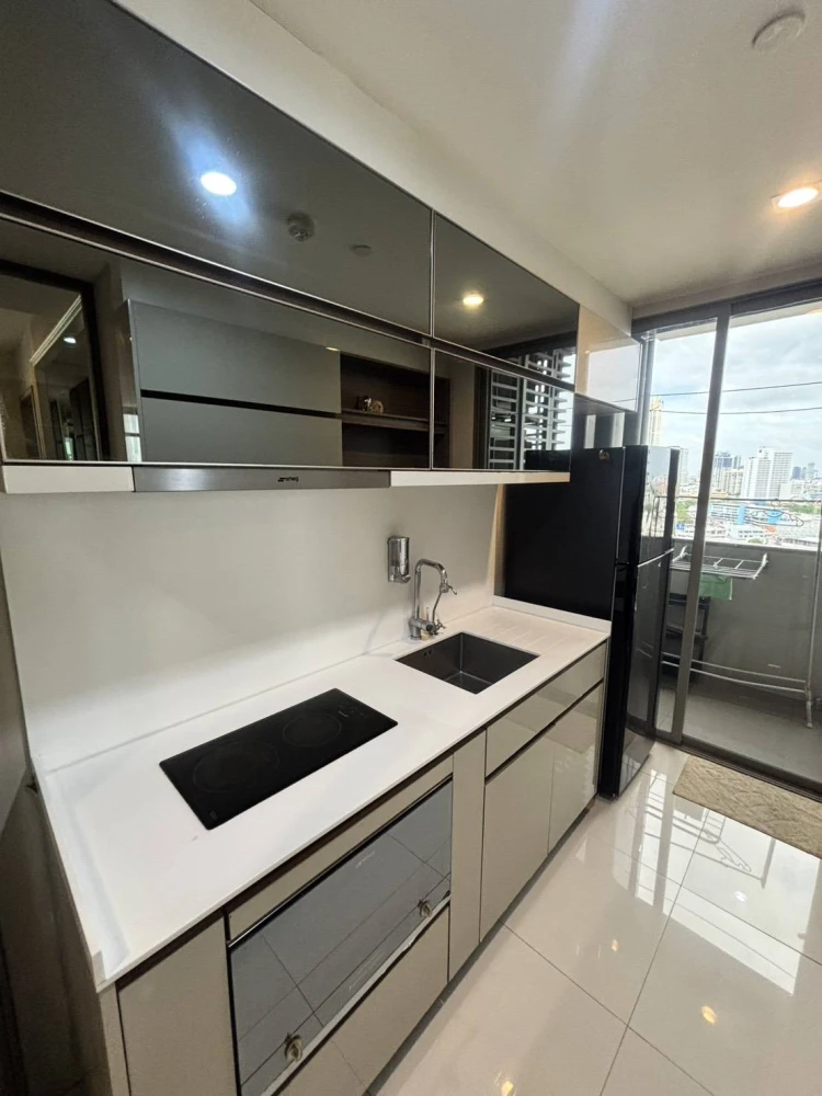 🏠🌃เช่าคอนโด เดอะรูม พระราม 4🏠🌃