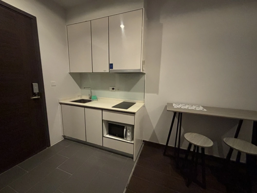 เช่า คอนโด ซี เอกมัย ราคาเช่าถูกที่สุด เครื่องซักผ้าในตัวอีกด้วย คุ้มยิ่งกว่าคุ้ม บอกเลยพลาดไม่ได้นะ