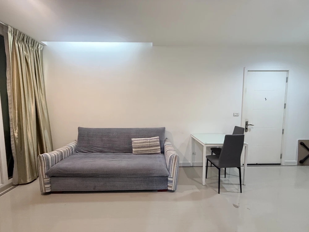 🏠🌃เช่า  คอนโด ที.ซี. กรีน  🏠🌃