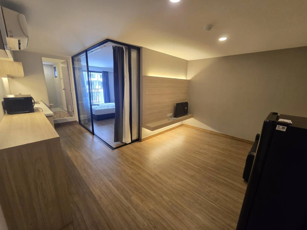 เลเวล คอนโดมิเนียม ห้องว่างให้เช่า เฟอร์นิเจอร์ครบ พร้อมเข้าอยู่ ทำเลเดินทางสะดวก ค่าเช่าราคาดี