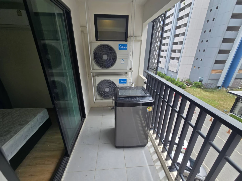 เลเวล คอนโดมิเนียม ห้องว่างให้เช่า เฟอร์นิเจอร์ครบ พร้อมเข้าอยู่ ทำเลเดินทางสะดวก ค่าเช่าราคาดี