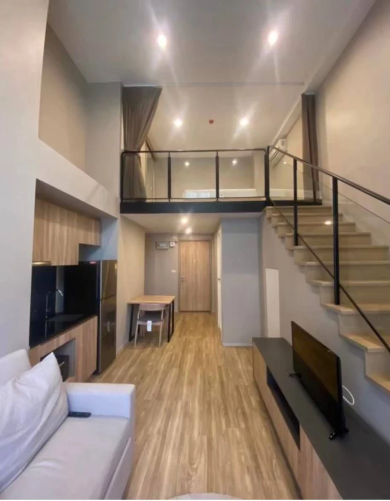 ให้เช่า บลอสซั่ม คอนโด แอท สาทร-เจริญราษฎร์  Duplex ห้องสวย น่าอยู่!!