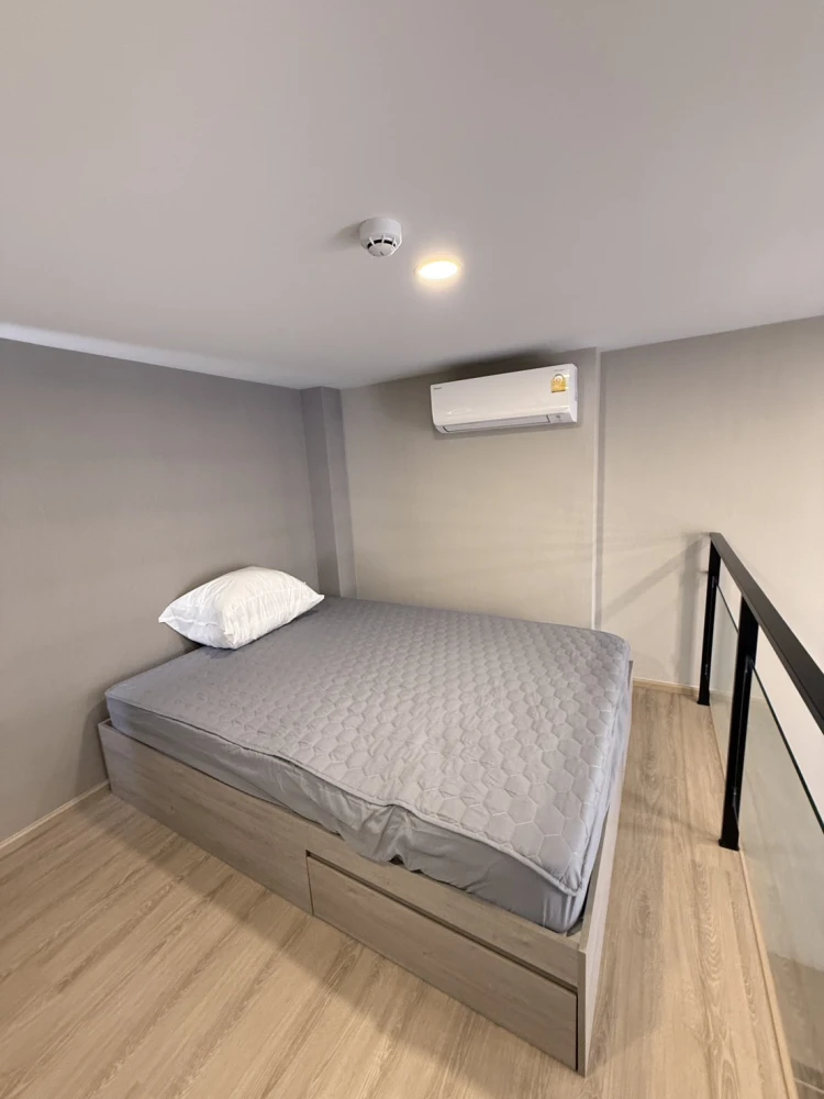 ให้เช่า ออริจิ้น ปลั๊ก & เพลย์ นนทบุรี สเตชั่น  วิวสระ+รถไฟฟ้า เฟอร์นิเจอร์ และ เครื่องใช้ไฟฟ้าครบ