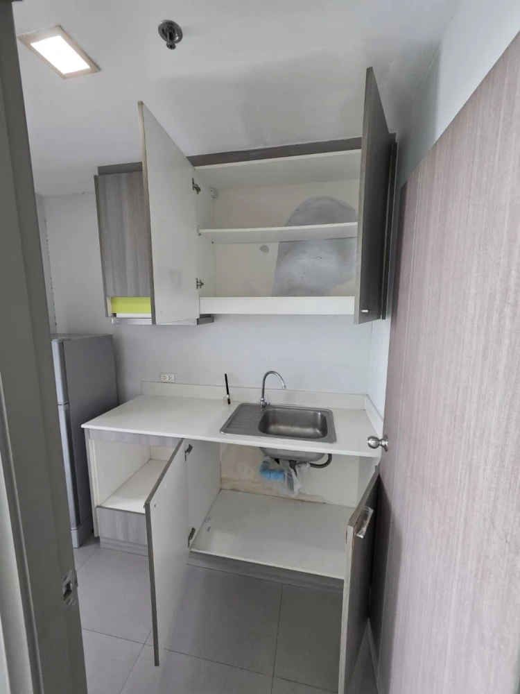 ให้เช่าคอนโดกรีนเน่ แจ้งวัฒนะ 1 ห้องนอน 33 ตร.ม. ทิศเหนือ ไม่ร้อน วิวคลองประปา พร้อมเข้าอยู่ได้เลย