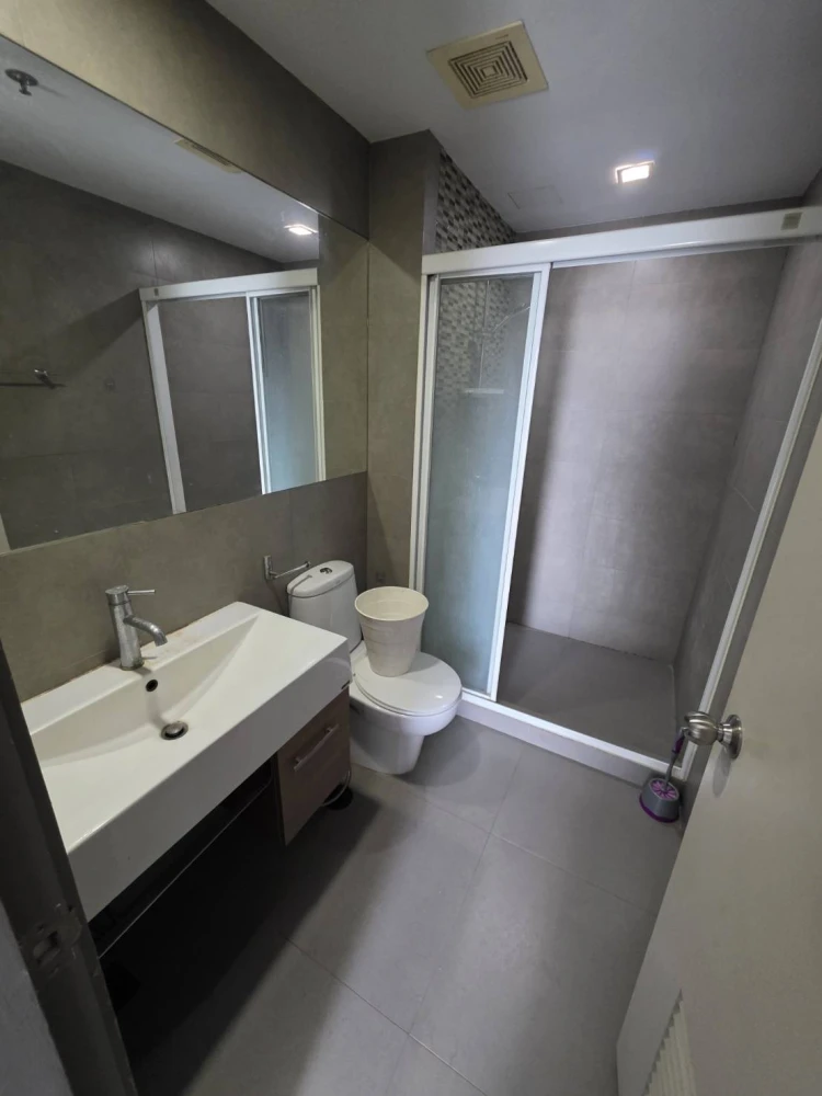 ให้เช่าคอนโดกรีนเน่ แจ้งวัฒนะ 1 ห้องนอน 33 ตร.ม. ทิศเหนือ ไม่ร้อน วิวคลองประปา พร้อมเข้าอยู่ได้เลย