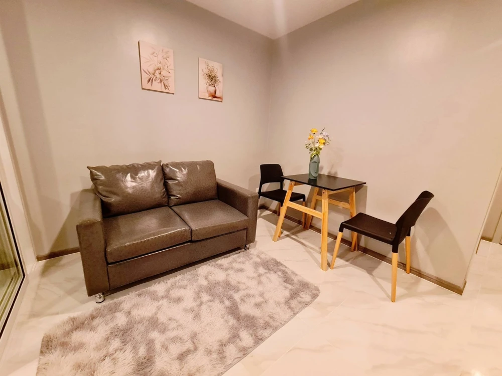 ให้เช่าคอนโดด่วนๆ Regent Home Bangna ห้องโปร่ง วิวโล่ง บรรยากาศดี สิ่งอำนวยความสะดวกครบ หิ้วกระเป๋าเข้าอยู่ได้เลย