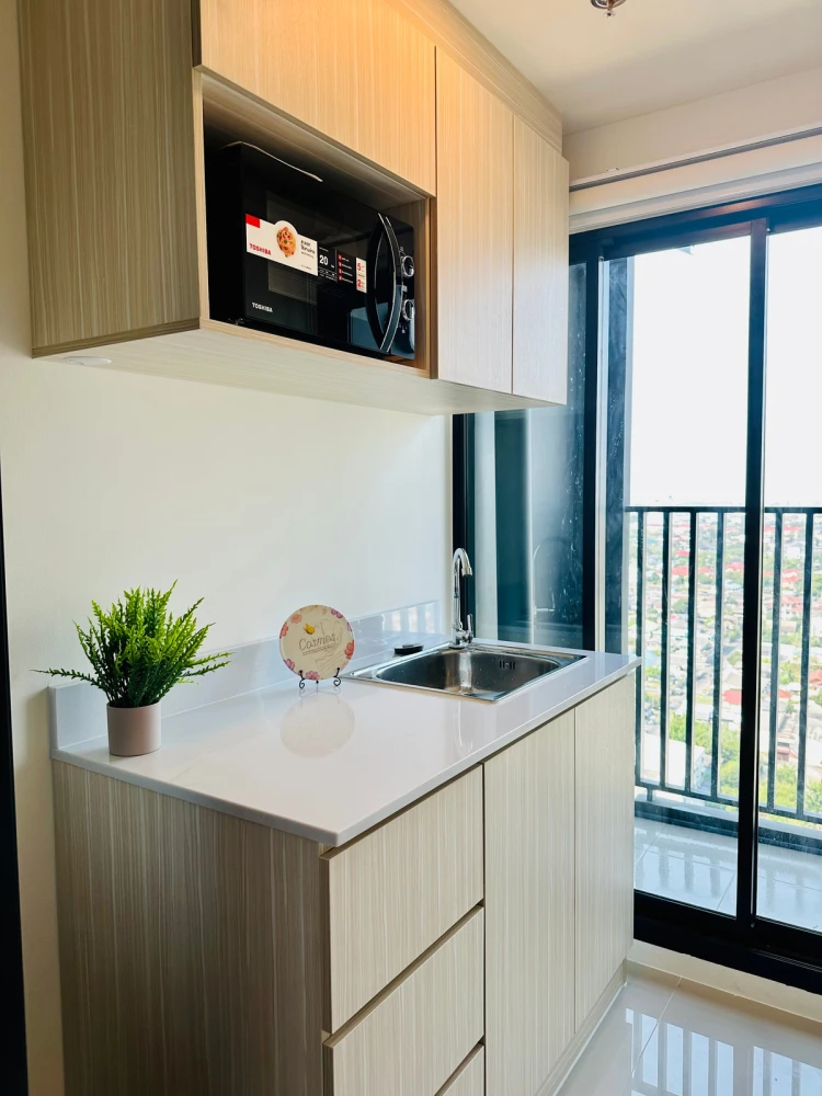 ให้เช่าคอนโด  ดิ ออริจิ้น สุขุมวิท - แพรกษา  ห้องน่าอยู่ เฟอร์ เครื่องใช้ไฟฟ้าครบ มาแต่ตัวเข้าอยู่ได้เลย อย่ารอช้า