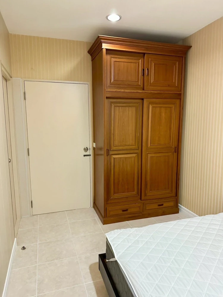 ให้เช่าคอนโด ปทุมวัน รีสอร์ท ชั้น 21 วิวสวย โล่ง โปร่งสบาย มีระเบียง 2 จุด รับลมและแสงธรรมชาติ จองเลย