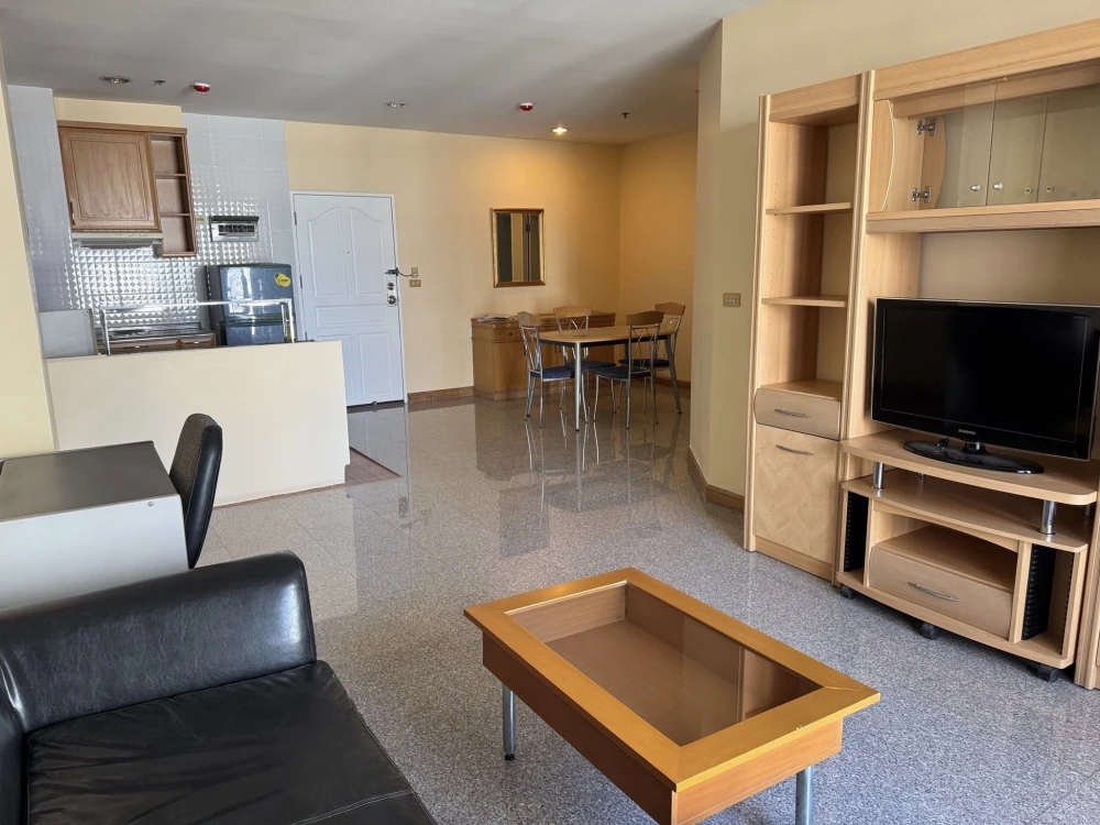 ให้เช่าคอนโด ปทุมวัน รีสอร์ท ห้องพร้อมอยู่ พื้นที่ใช้สอยเยอะ สิ่งอำนวยความสะดวกครบ มาจองได้แล้ววันนี้