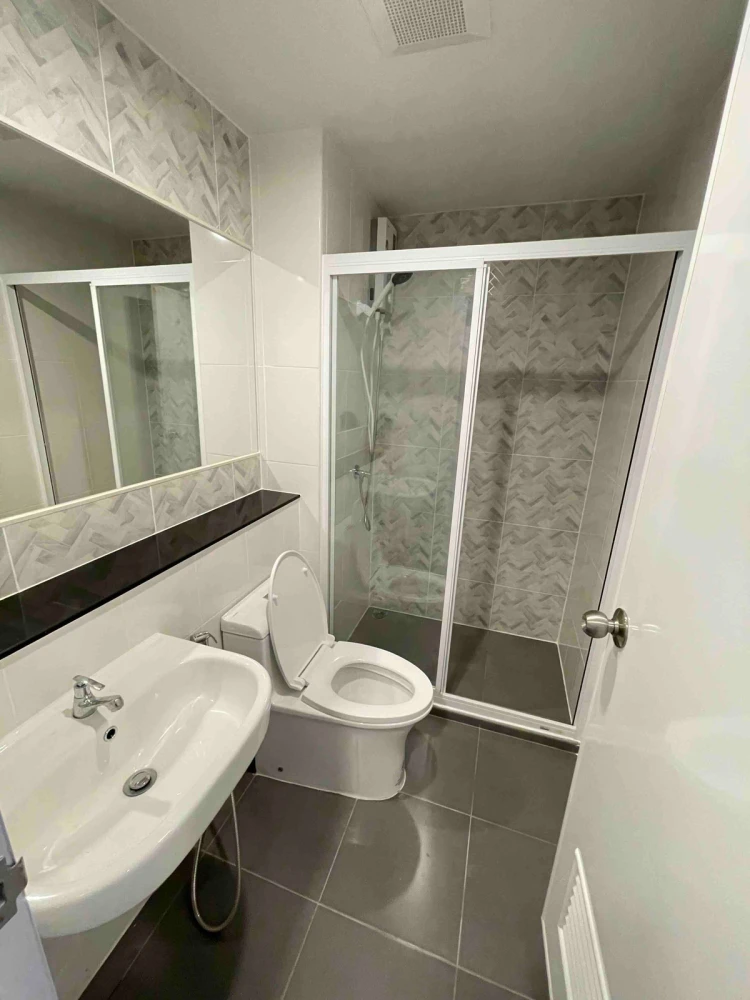 ให้เช่าคอนโด รีเจ้นท์ โฮม บางนา ห้องกั้นอยกเป็นสัดส่วน แบ่งโซนชัดเจน ราคาไม่แรง จองเลย