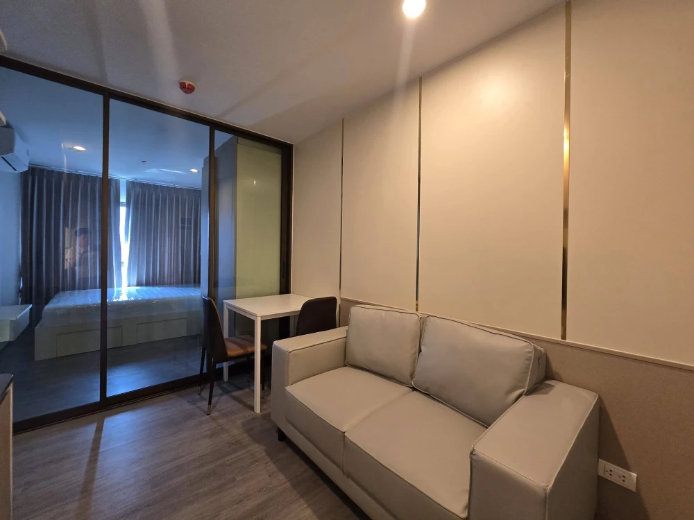 ให้เช่าคอนโด รีเจ้นท์ โฮม วุฒากาศ ห้องแต่งพร้อมอยู่ สิ่งอำนวยความสะดวกครบ ราคาดี รีบมาจองก่อนพลาด