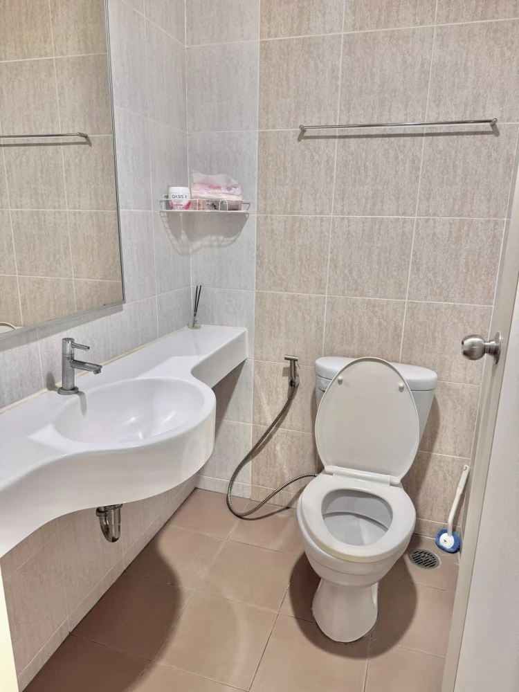 ให้เช่าคอนโด ลุมพินีวิลล์ อ่อนนุช-พัฒนาการ ห้องน่าอยู่ กั้นแยกเป็นสัดส่วน แบ่งโซนลงตัว มาจองเลย อย่าพลาด