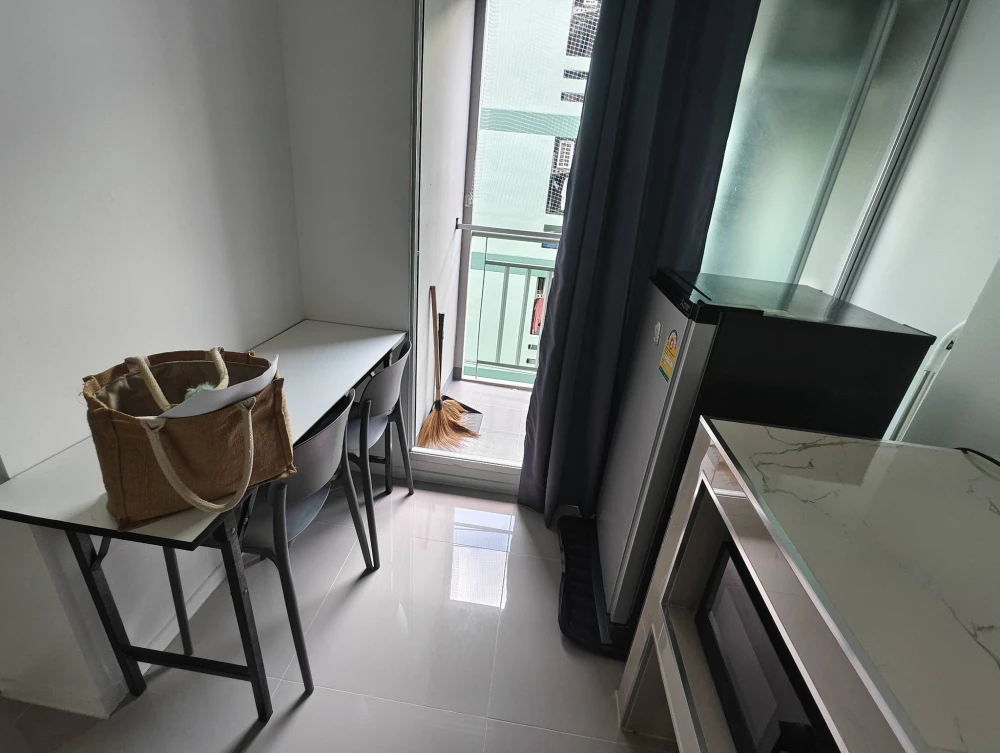 ให้เช่าคอนโด ลุมพินี ราชพฤกษ์-บางแวก  ห้องพร้อมอยู่ มีครบจบทุกอย่าง มาแต่ตัวเข้าอยู่ได้เลย อย่ารอช้า