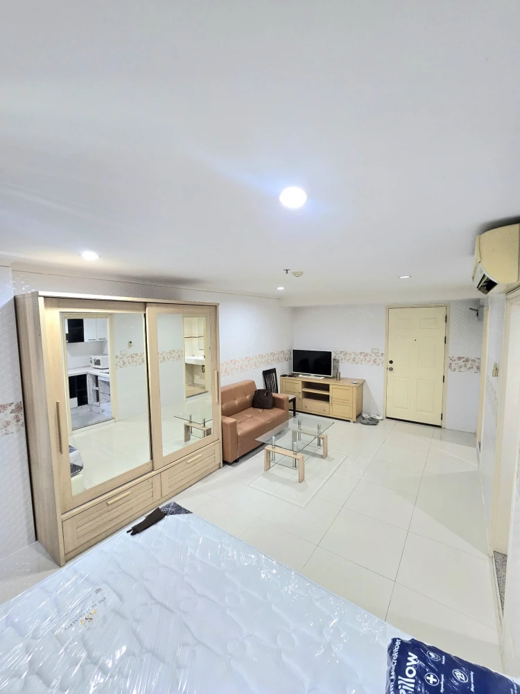 ให้เช่าคอนโด ลุมพินี วิลล์ สุขุมวิท 77 ห้องพร้อมอยู่ ราคาจับต้องได้ บอกเลยว่าพลาดแล้วจะเสียดายทีหลัง